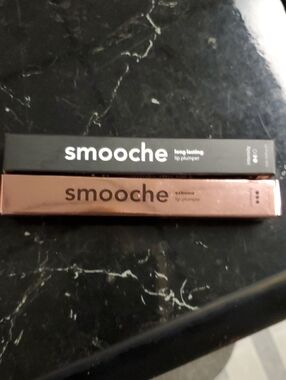 Smooche Lip Plumper Duo - Long Lasting or Extreme